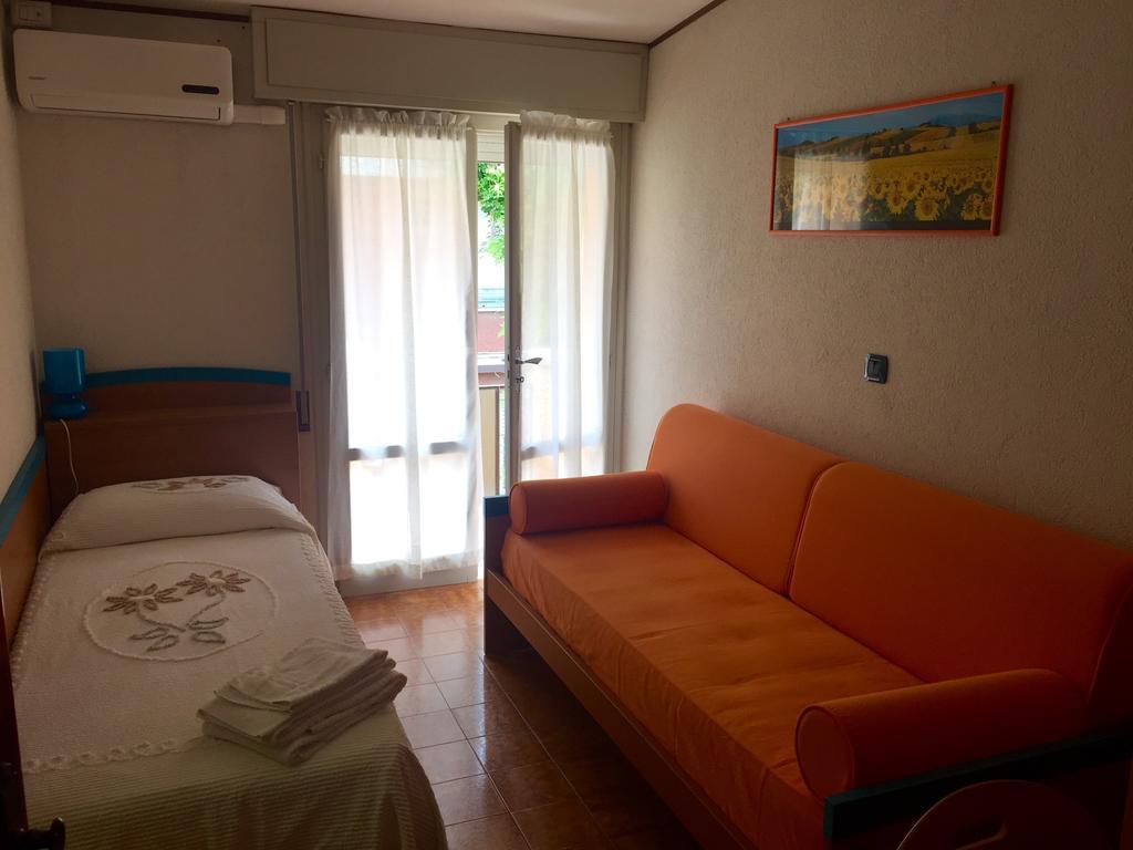 Meuble Lariana Hotel เบลลาเรีย-อีเจอา มารีนา ภายนอก รูปภาพ
